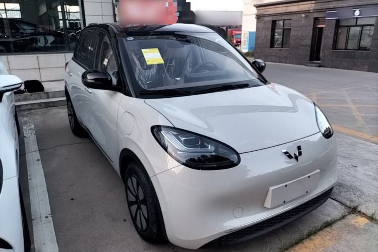 Used Wuling Bingo 2025 333 km Enjoyment Version Front Right 45 Deg