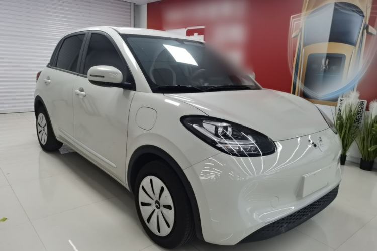 Used Wuling Bingo 2025 203km Light Edition Front Right 45 Deg