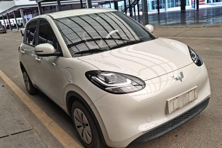 Used Wuling Bingo 2025 203km Light Edition Front Right 45 Deg