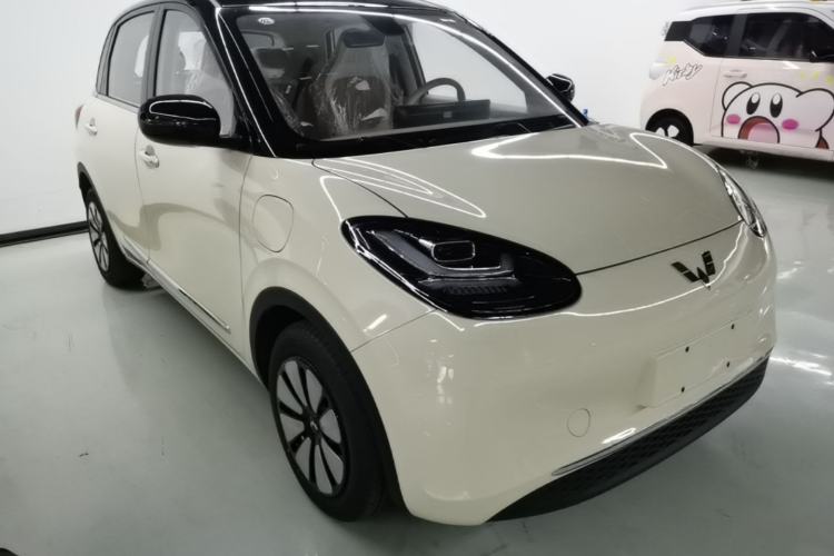 Used Wuling Bingo 2025 333 km Enjoyment Version Front Right 45 Deg
