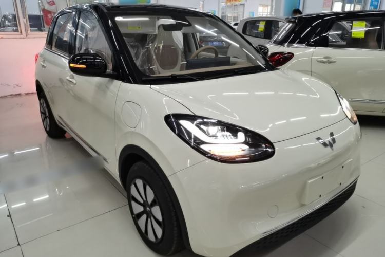 Used Wuling Bingo 2025 333 km Enjoyment Version Front Right 45 Deg