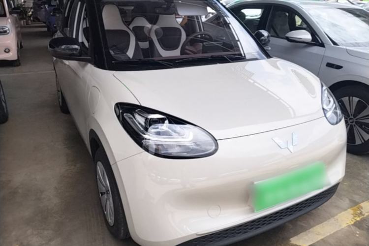Used Wuling Bingo 2025 203km Light Edition Front Right 45 Deg