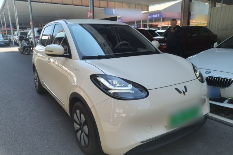 Used Wuling Bingo 2025 333 km Lingxi Connected Version Front Right 45 Deg