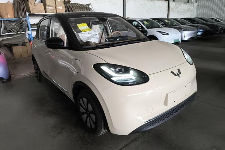 Used Wuling Bingo 2025 333 km Enjoyment Version Front Right 45 Deg