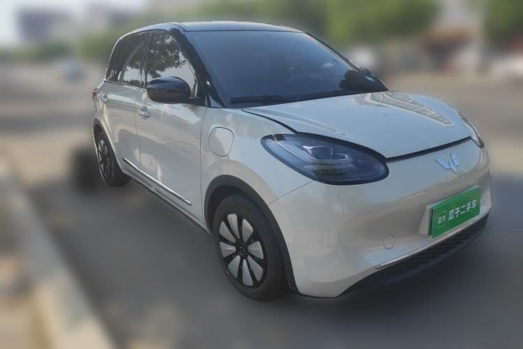 Used Wuling Bingo 2025 333 km Lingxi Connected Version Front Right 45 Deg