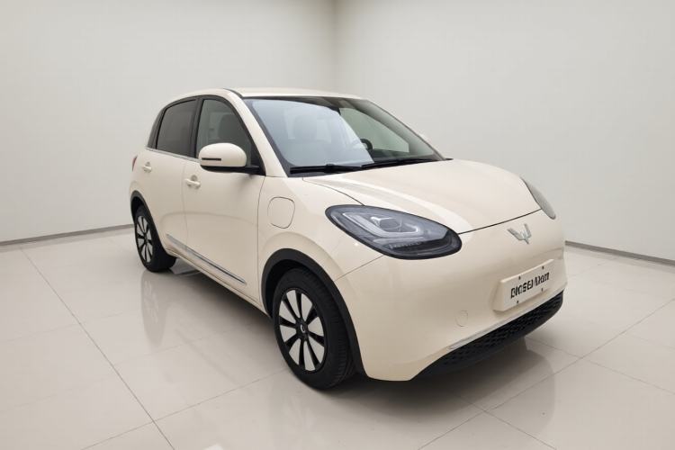 Used Wuling Bingo 2025 333 km Enjoyment Version Front Right 45 Deg