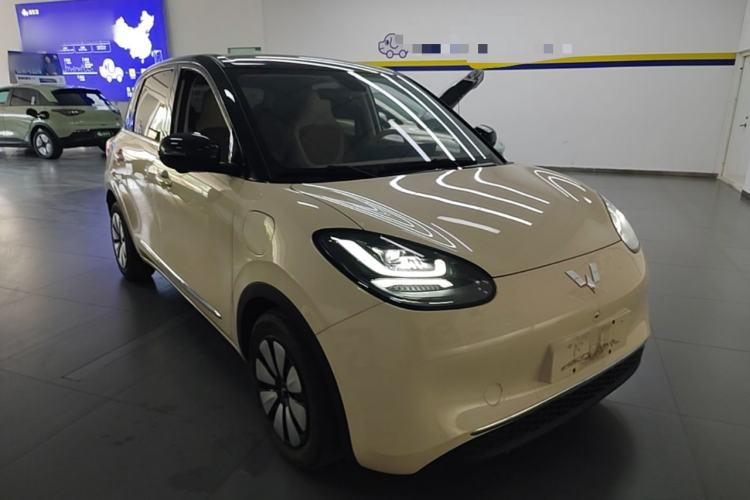 Used Wuling Bingo 2025 410 km Lingxi Deluxe Edition Front Right 45 Deg