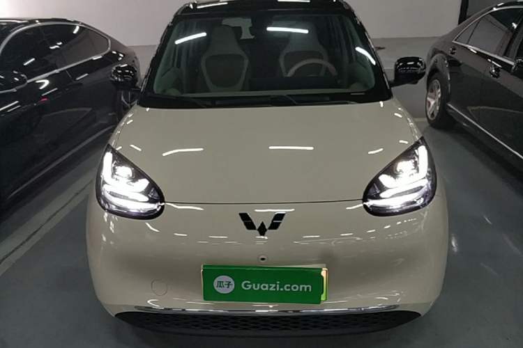 Used Wuling Bingo 2025 410 km Lingxi Deluxe Edition Front