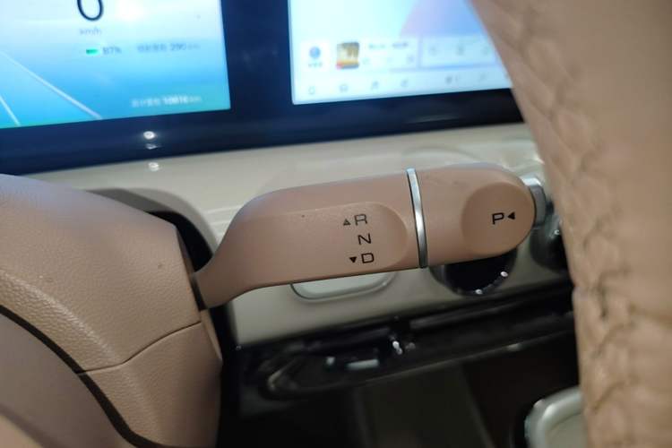 Used Wuling Bingo 2025 333 km Lingxi Deluxe Edition Gear Lever