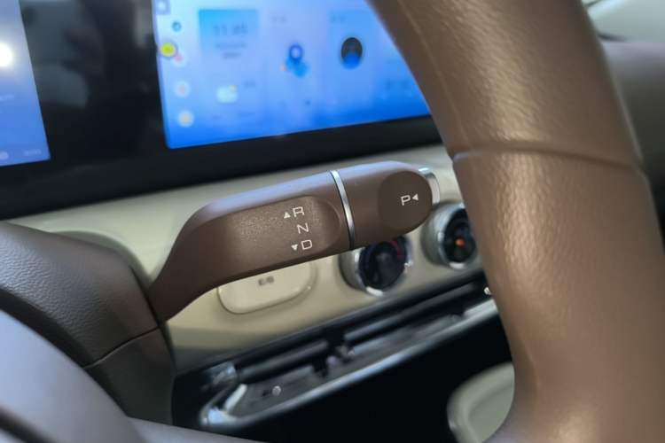 Used Wuling Bingo 2025 333 km Enjoyment Version Gear Lever