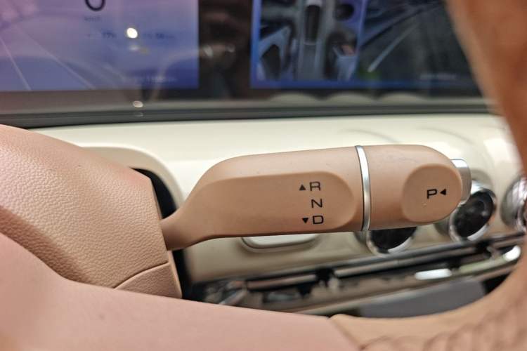 Used Wuling Bingo 2025 333 km Lingxi Deluxe Edition Gear Lever