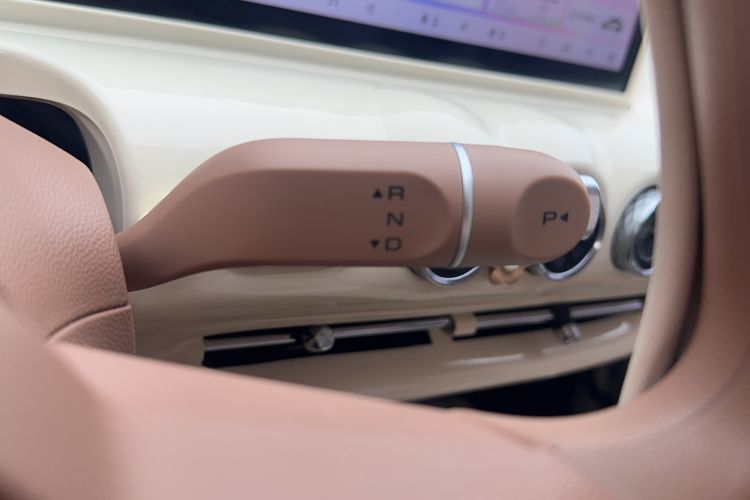 Used Wuling Bingo 2025 333 km Lingxi Connected Version Gear Lever