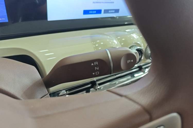 Used Wuling Bingo 2025 333 km Enjoyment Version Gear Lever