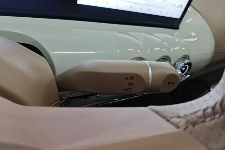 Used Wuling Bingo 2025 333 km Lingxi Deluxe Edition Gear Lever