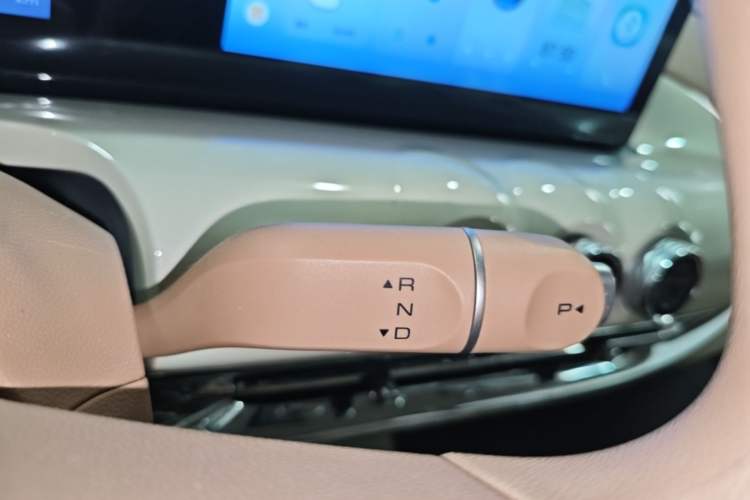 Used Wuling Bingo 2025 333 km Enjoyment Version Gear Lever