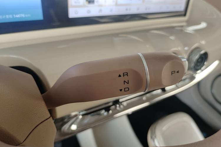 Used Wuling Bingo 2025 333 km Lingxi Connected Version Gear Lever