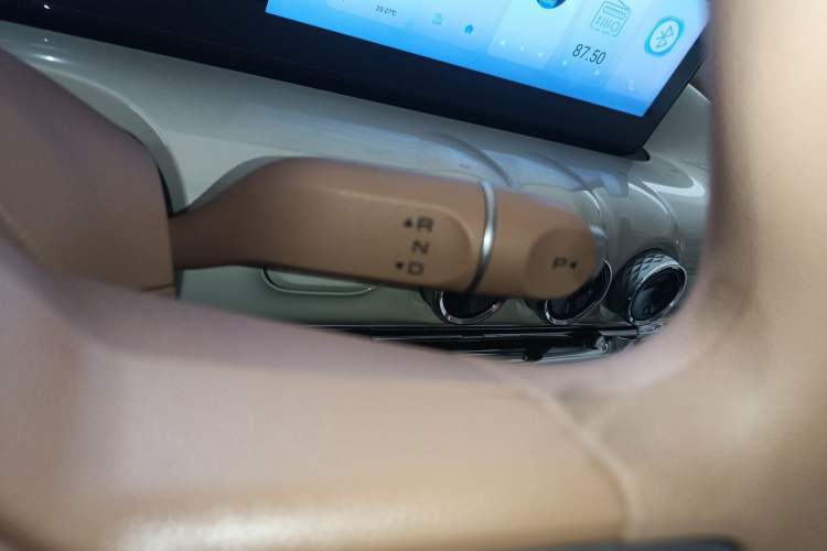 Used Wuling Bingo 2025 333 km Enjoyment Version Gear Lever