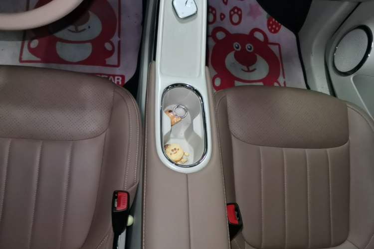 Used Wuling Bingo 2025 333 km Lingxi Connected Version Gear Lever
