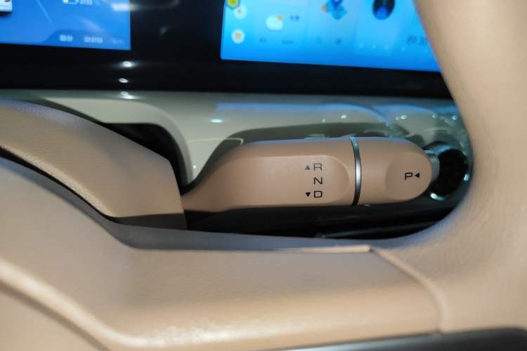 Used Wuling Bingo 2025 333 km Enjoyment Version Gear Lever