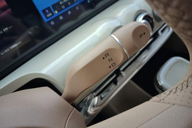 Used Wuling Bingo 2025 410 km Lingxi Deluxe Edition Gear Lever