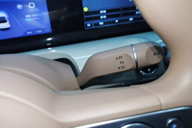 Used Wuling Bingo 2025 333 km Enjoyment Version Gear Lever