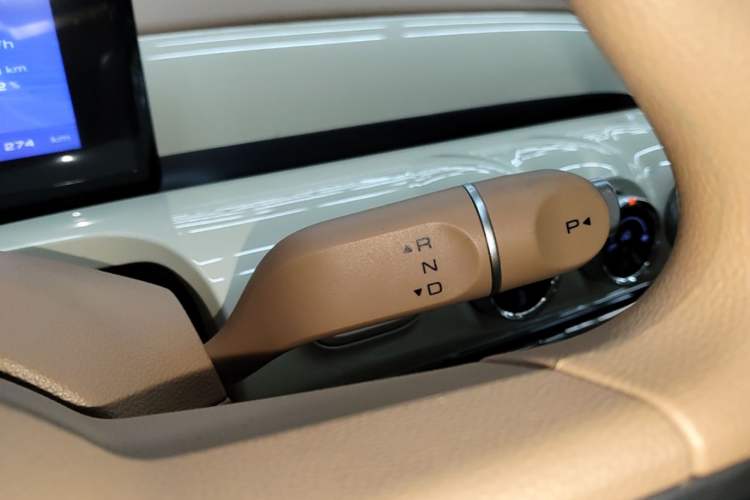 Used Wuling Bingo 2025 333 km Enjoyment Version Gear Lever