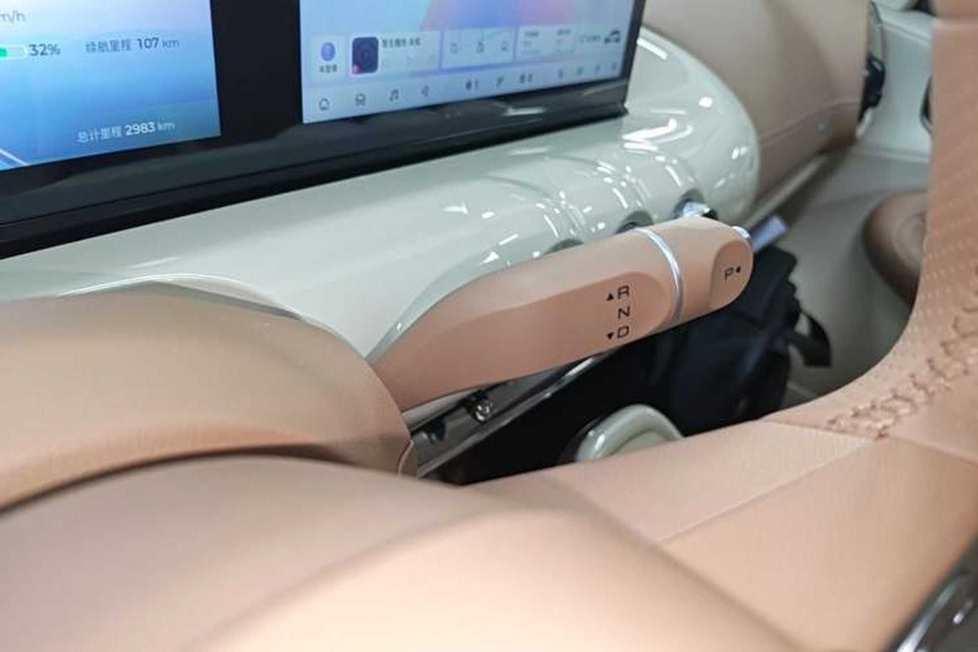 Used Wuling Bingo 2025 333 km Lingxi Deluxe Edition Gear Lever