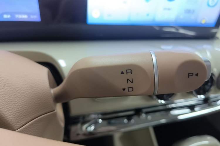 Used Wuling Bingo 2025 333 km Enjoyment Version Gear Lever