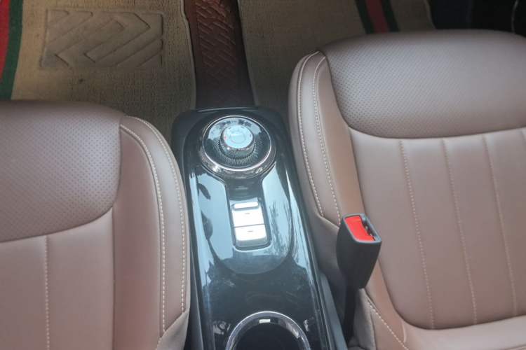 Used Wuling Bingo 2025 333 km Enjoyment Version Gear Lever