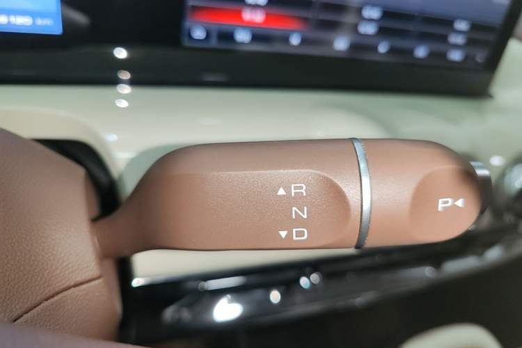 Used Wuling Bingo 2025 333 km Enjoyment Version Gear Lever