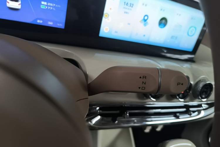 Used Wuling Bingo 2025 333 km Enjoyment Version Gear Lever