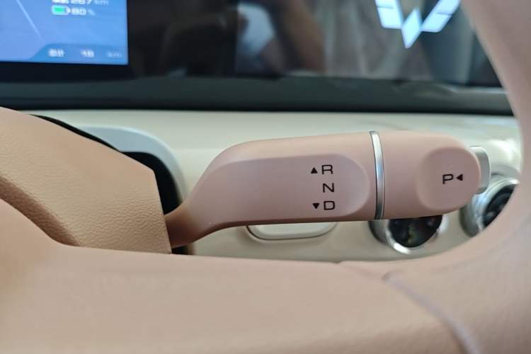 Used Wuling Bingo 2025 333 km Enjoyment Version Gear Lever