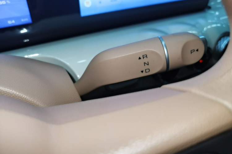 Used Wuling Bingo 2025 333 km Enjoyment Version Gear Lever