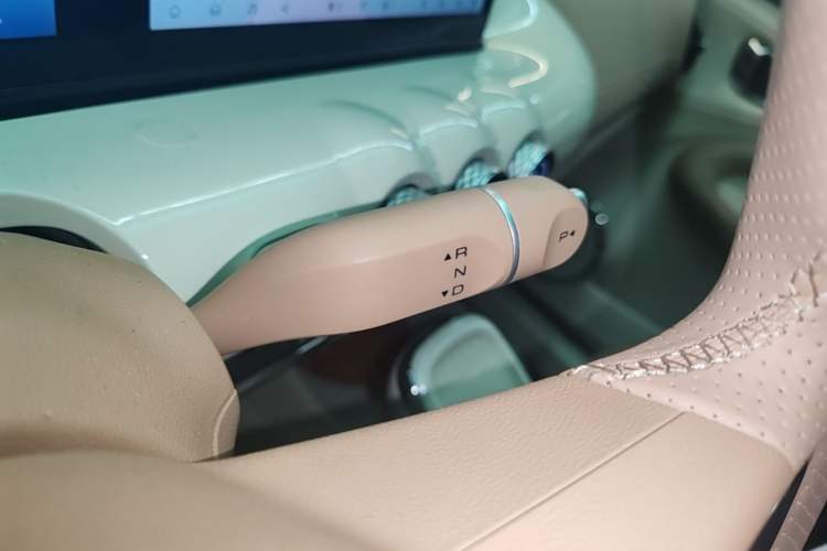 Used Wuling Bingo 2025 410 km Lingxi Deluxe Edition Gear Lever