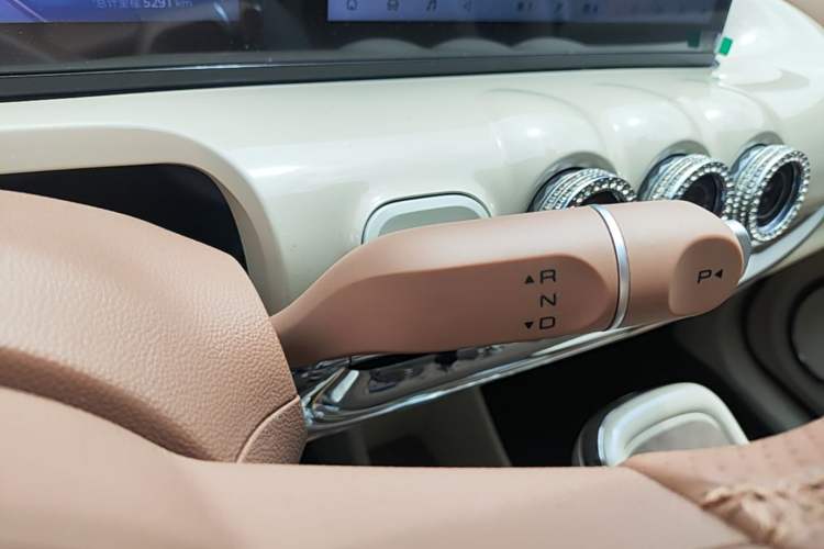 Used Wuling Bingo 2025 333 km Enjoyment Version Gear Lever