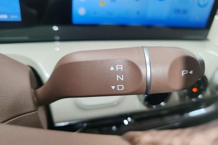 Used Wuling Bingo 2025 333 km Enjoyment Version Gear Lever