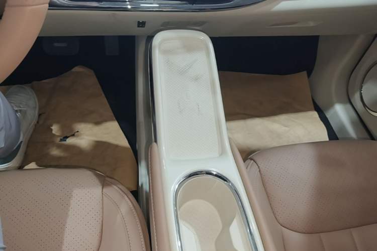 Used Wuling Bingo 2025 410 km Lingxi Deluxe Edition Gear Lever