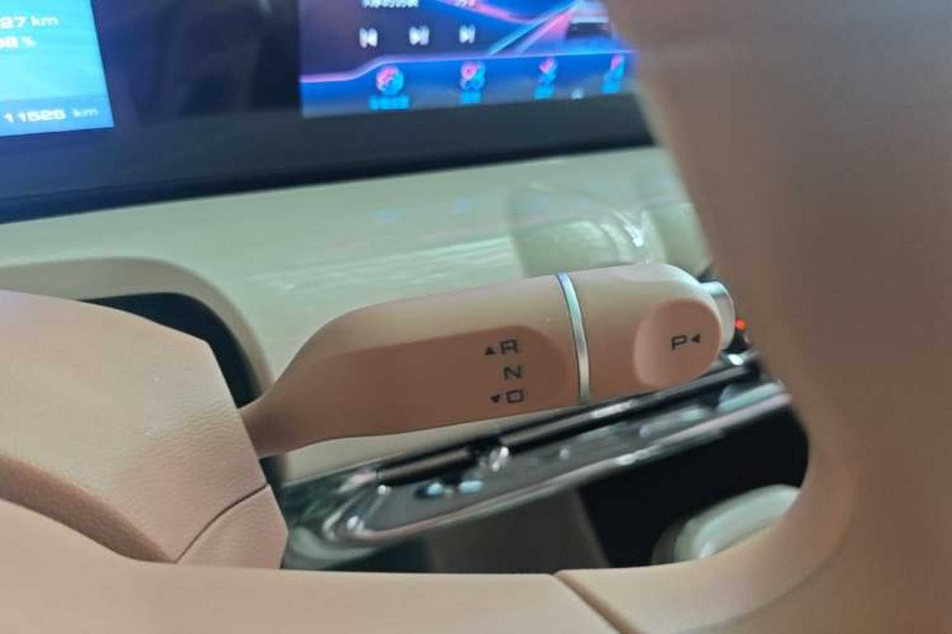 Used Wuling Bingo 2025 333 km Lingxi Connected Version Gear Lever