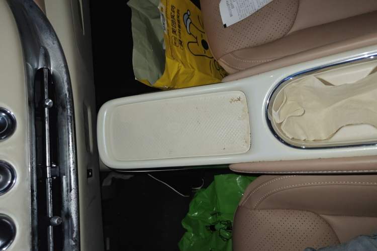 Used Wuling Bingo 2025 333 km Lingxi Connected Version Gear Lever