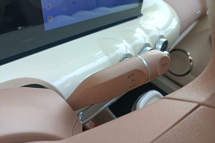 Used Wuling Bingo 2025 333 km Enjoyment Version Gear Lever