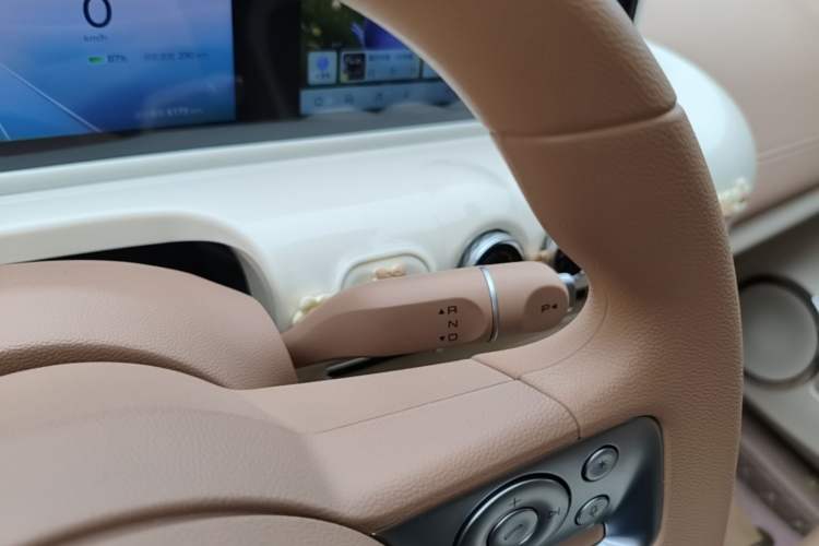 Used Wuling Bingo 2025 333 km Lingxi Connected Version Gear Lever