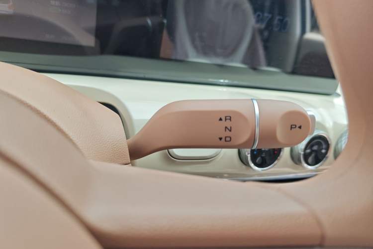 Used Wuling Bingo 2025 333 km Enjoyment Version Gear Lever