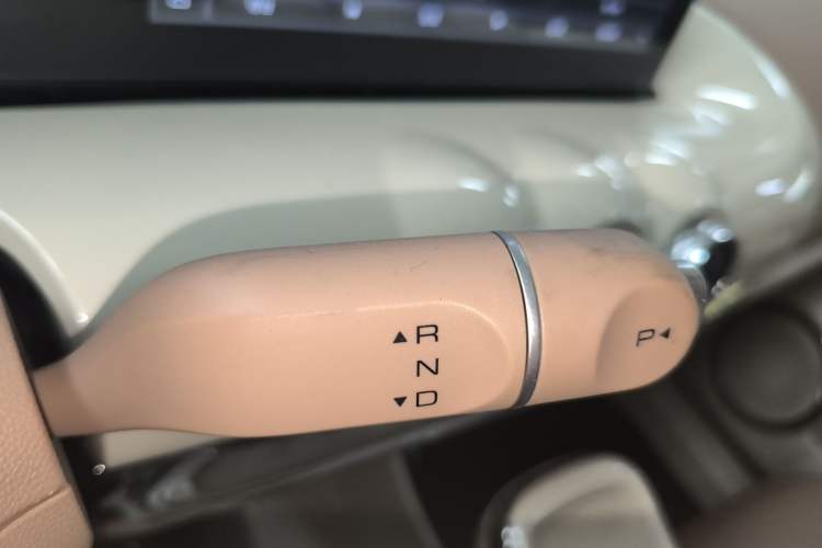 Used Wuling Bingo 2025 333 km Enjoyment Version Gear Lever
