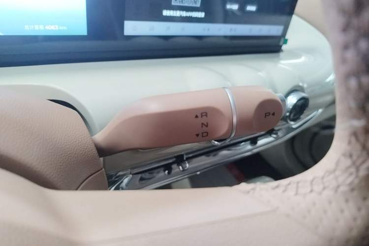 Used Wuling Bingo 2025 410 km Lingxi Deluxe Edition Gear Lever