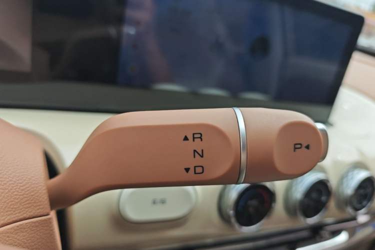 Used Wuling Bingo 2025 333 km Enjoyment Version Gear Lever