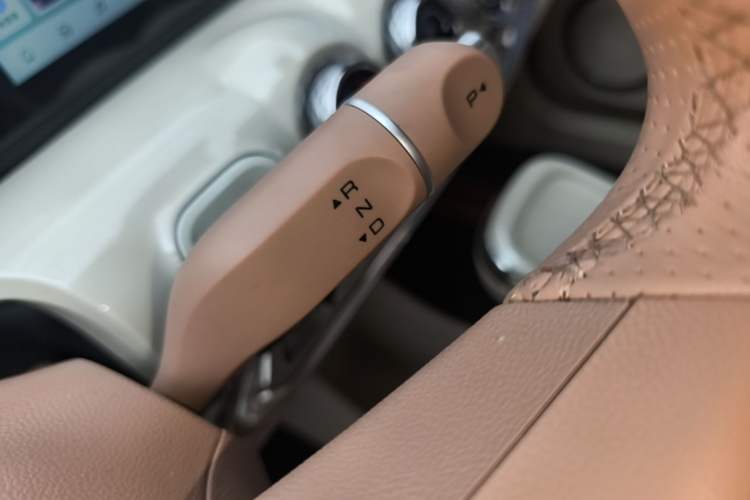 Used Wuling Bingo 2025 410 km Lingxi Deluxe Edition Gear Lever