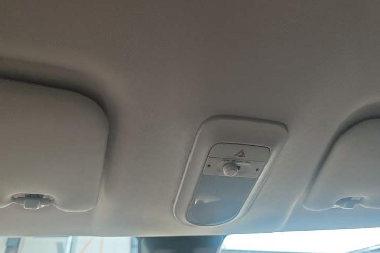 Used Wuling Bingo 2025 333 km Enjoyment Version Headliner