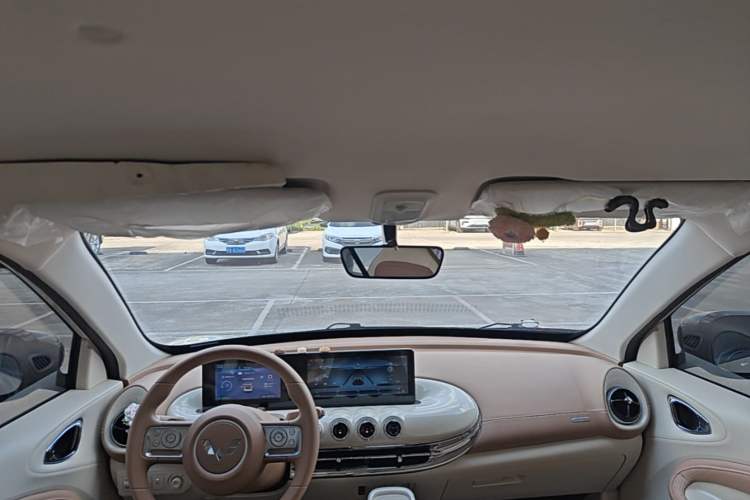Used Wuling Bingo 2025 333 km Enjoyment Version Headliner