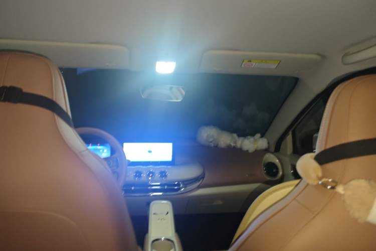 Used Wuling Bingo 2025 333 km Enjoyment Version Headliner