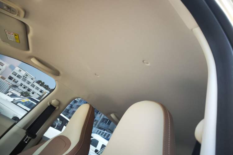 Used Wuling Bingo 2025 333 km Enjoyment Version Headliner